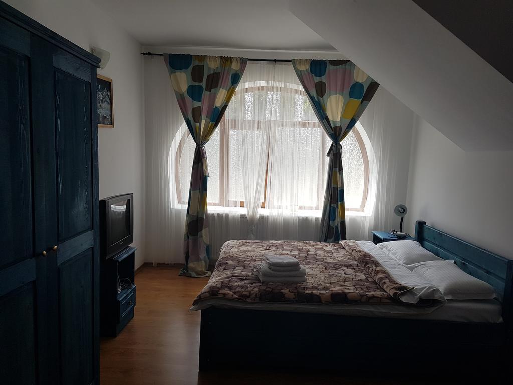 Casa Olguta Apartment ซินายา ภายนอก รูปภาพ