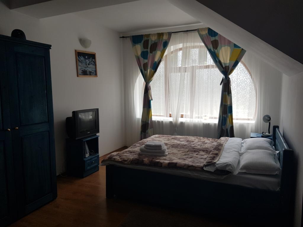 Casa Olguta Apartment ซินายา ภายนอก รูปภาพ